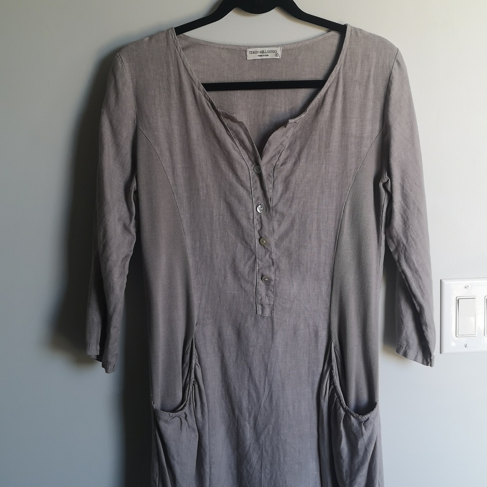 Terzo Millenio 100% Linen Grey Fitted Midi dress 3/4 Sleeve